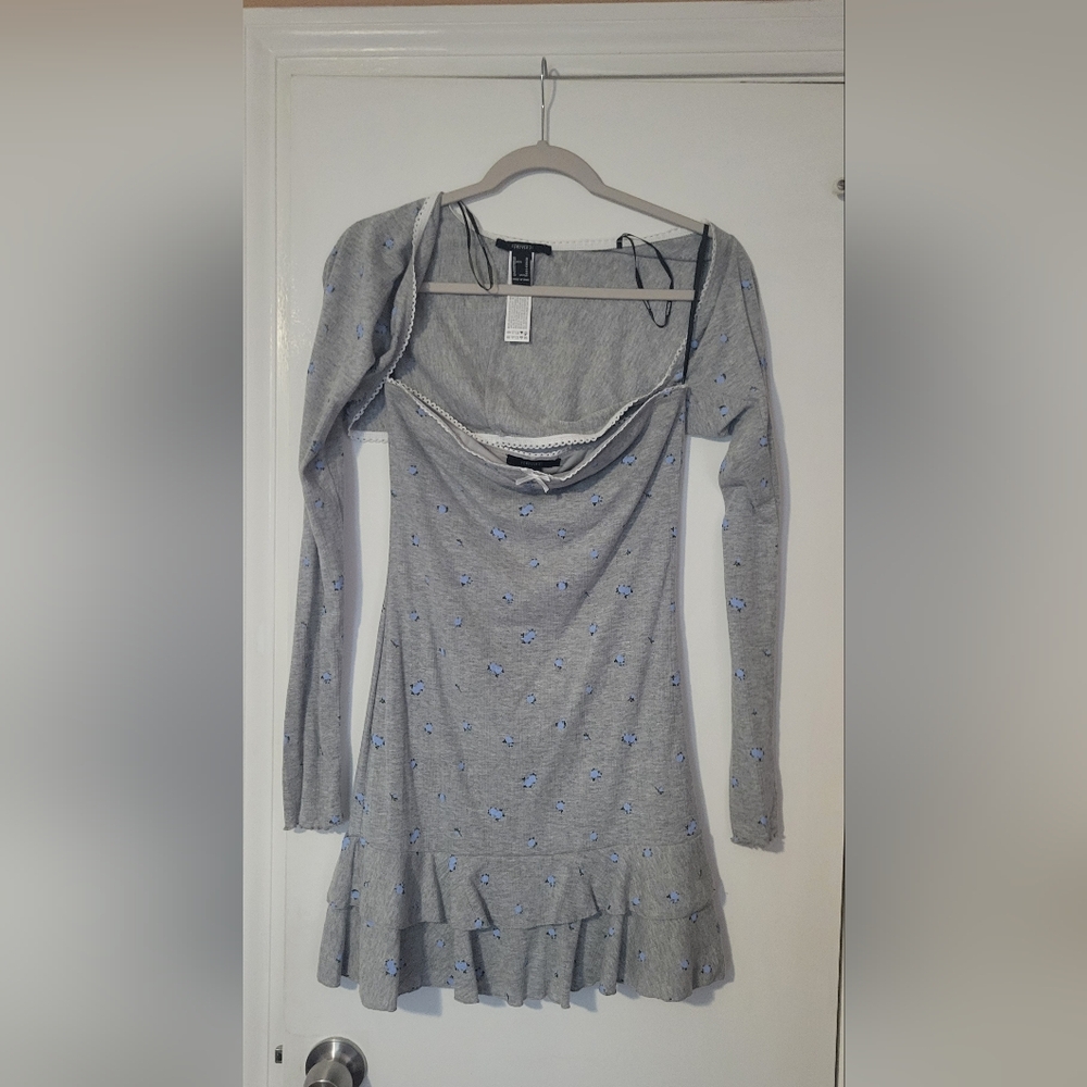 Forever 21 Gray Floral Dress